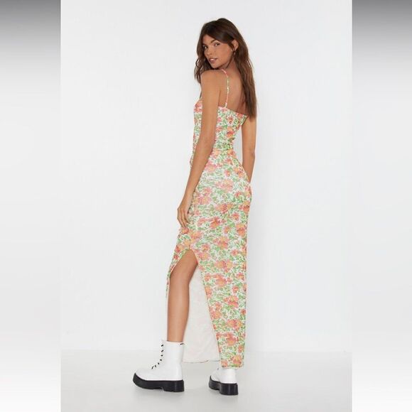 Nasty gal floral dress - Picture 2 of 6